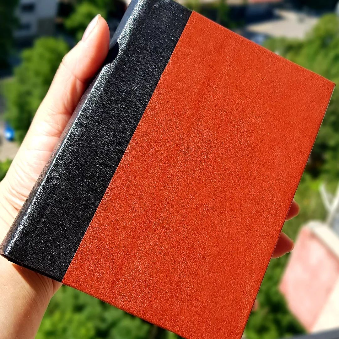 Изработване на твърда подвързия за книги