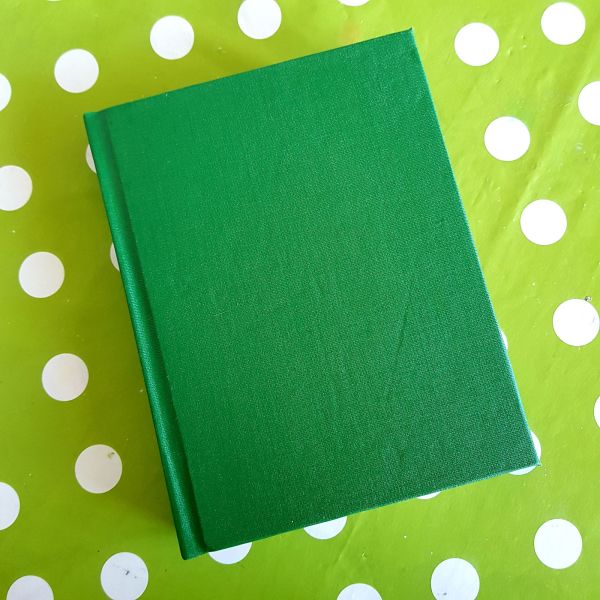 Поправка и подвързване на книга